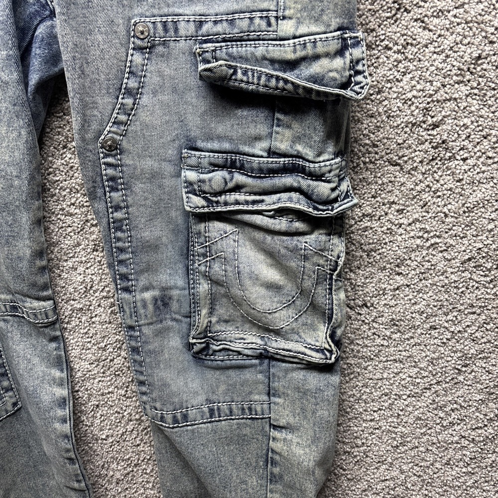 True Religion Ricky Carpenter Cargo Jeans Men's Size 38x33 Acid Wash Flap Pocket - Picture 4 of 14